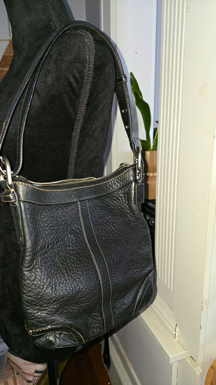 Coach Vintage Felicia Black Pebble Leather Crossbody Shoulder Bag 2008